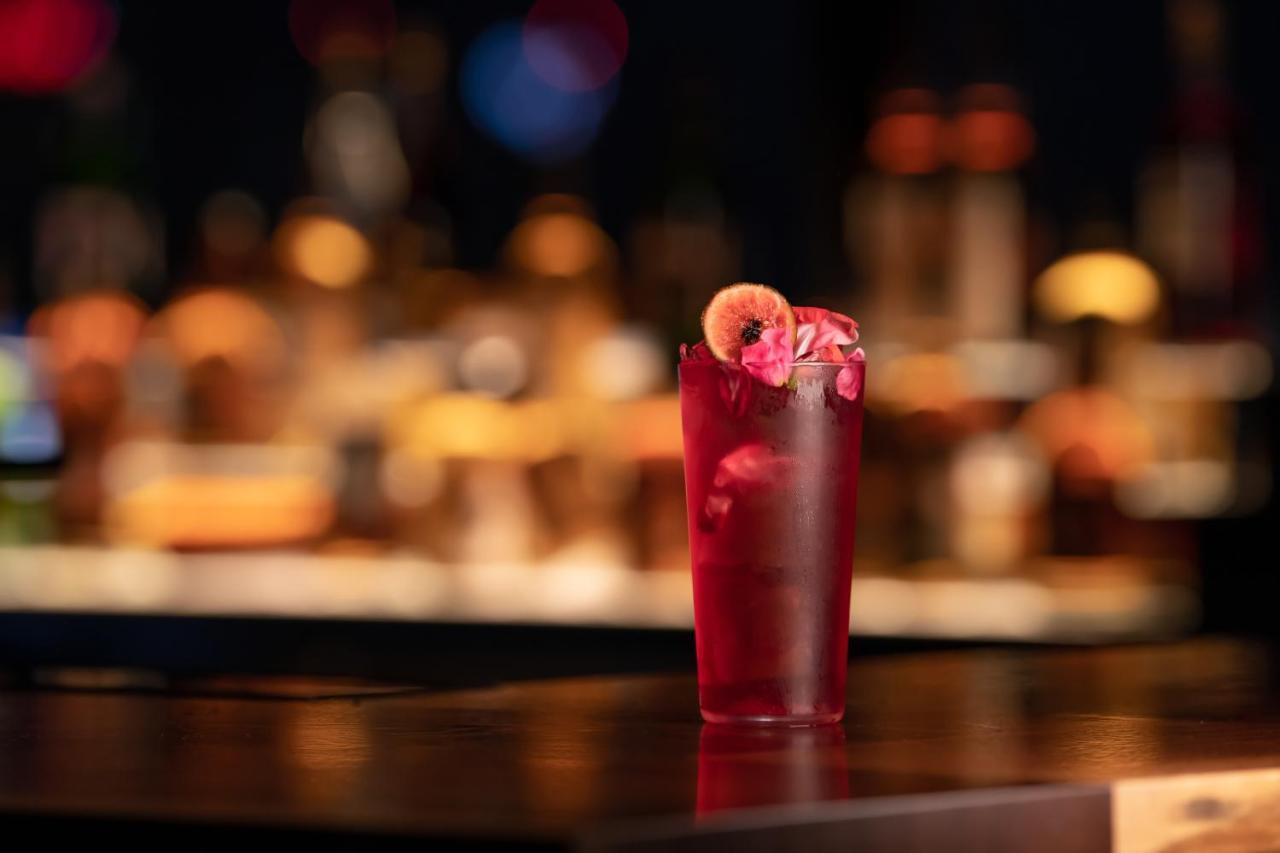 Hyatt Centric Kanazawa Ngoại thất bức ảnh A Sea Breeze cocktail