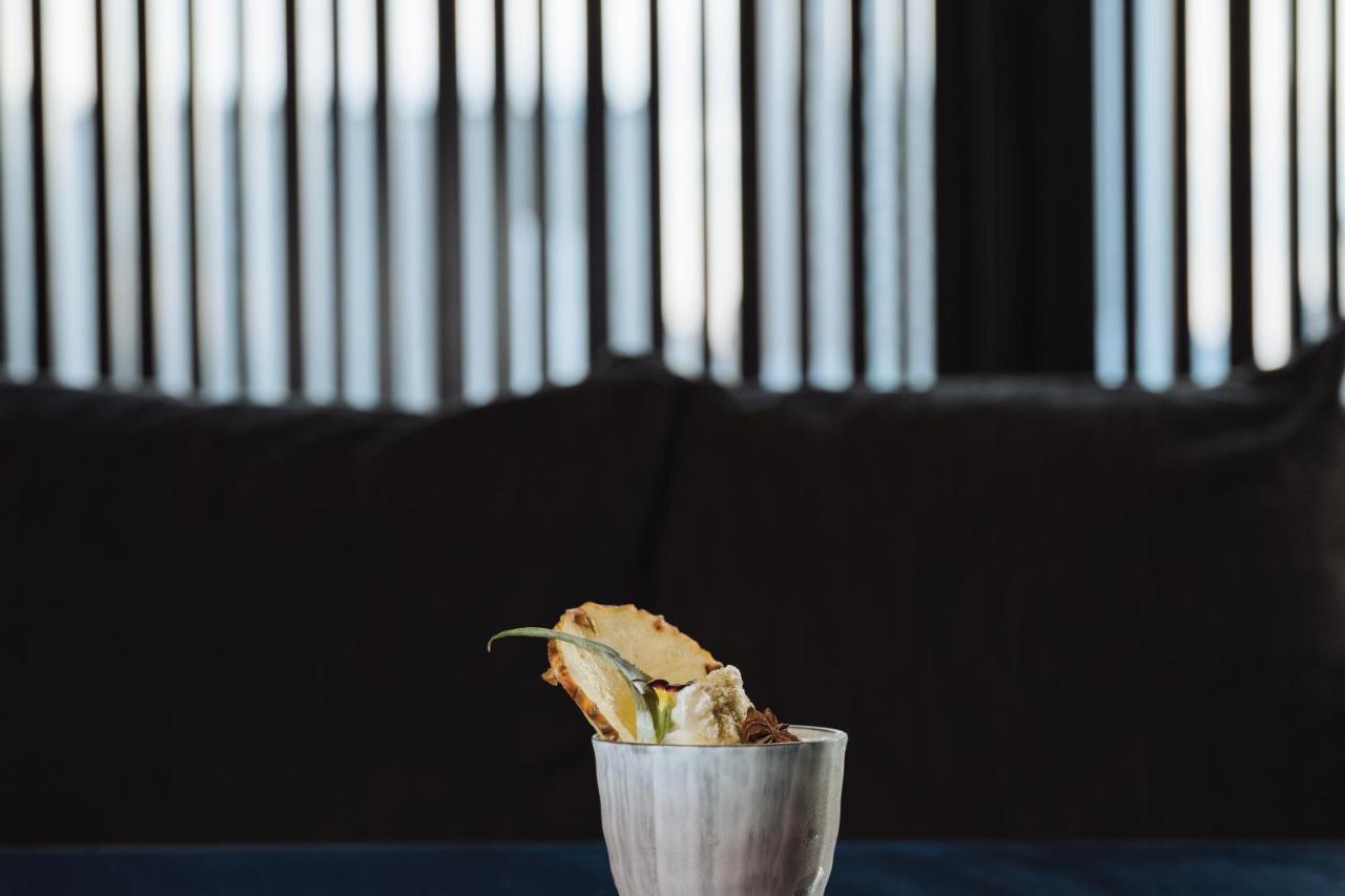 Hyatt Centric Kanazawa Ngoại thất bức ảnh A pineapple upside down cake