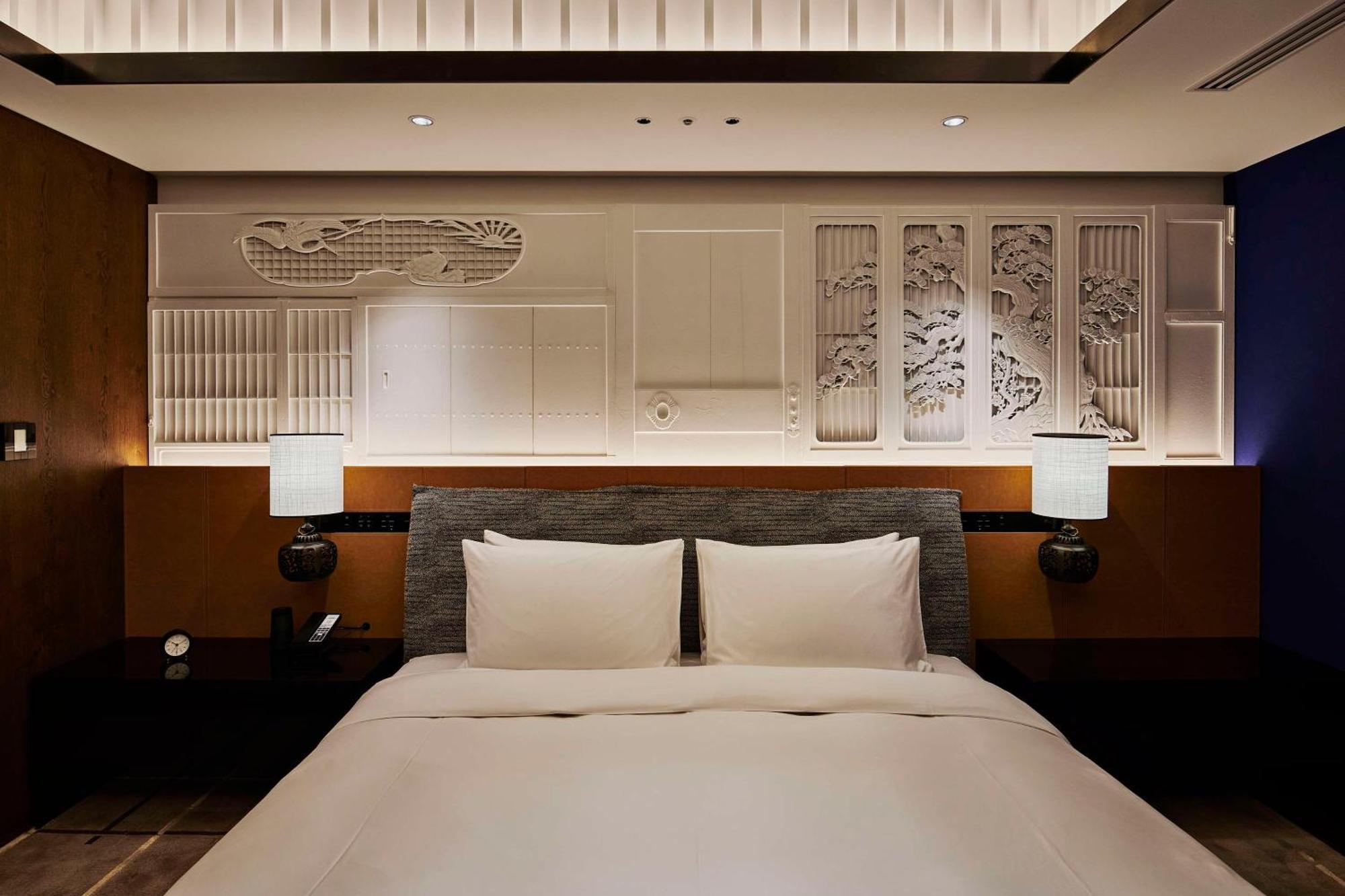 Hyatt Centric Kanazawa Ngoại thất bức ảnh A bedroom at the hotel