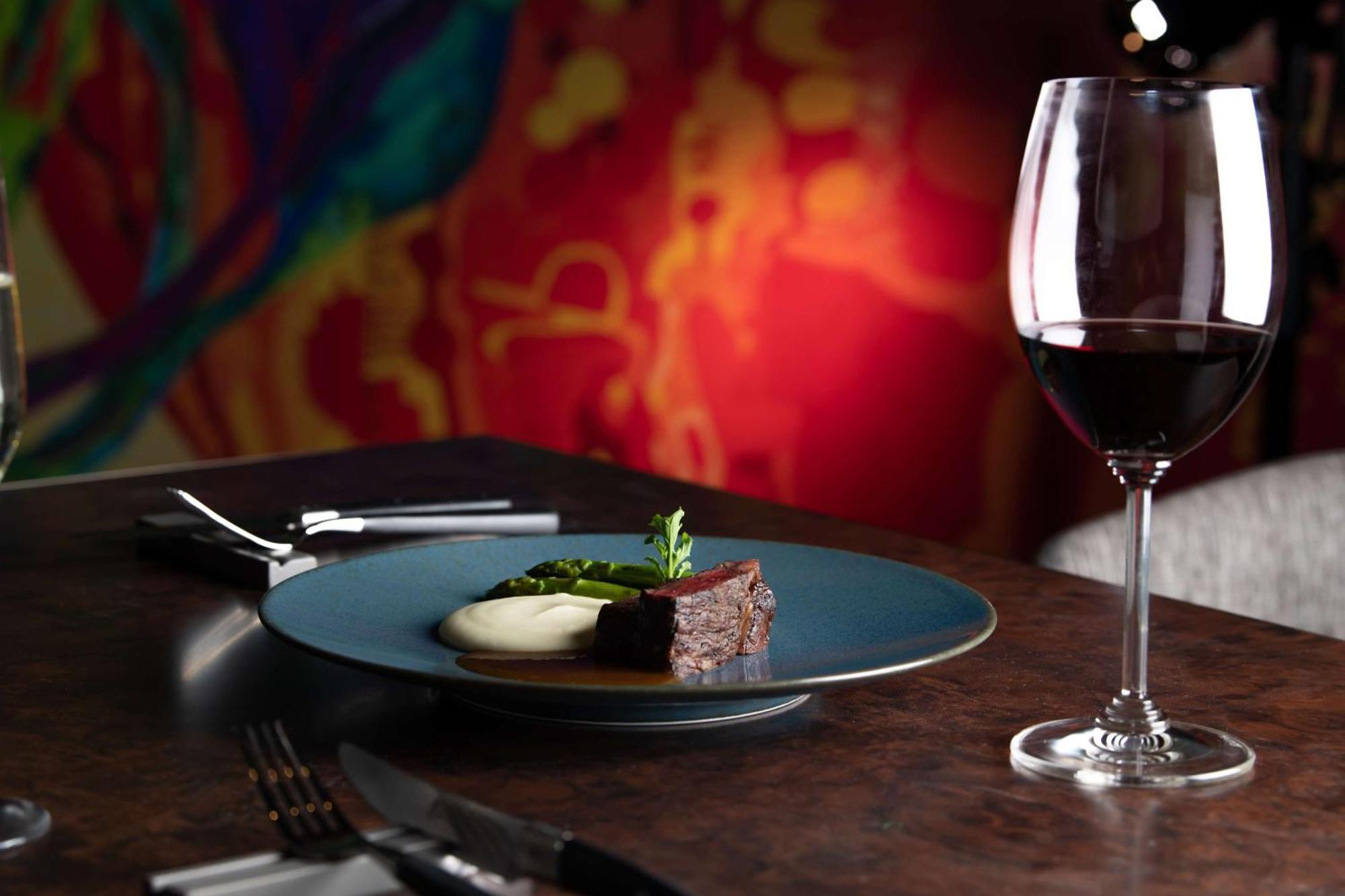 Hyatt Centric Kanazawa Ngoại thất bức ảnh A wine glass